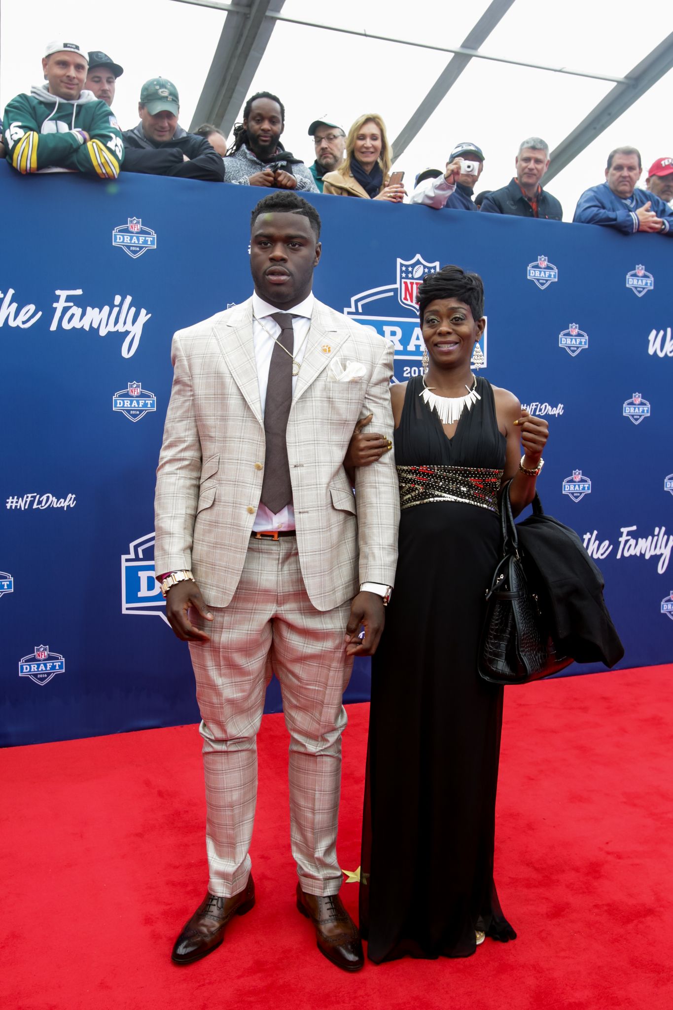 NFL Draft bizarre fashion statements, Ezekiel Elliott, Laremy Tunsil