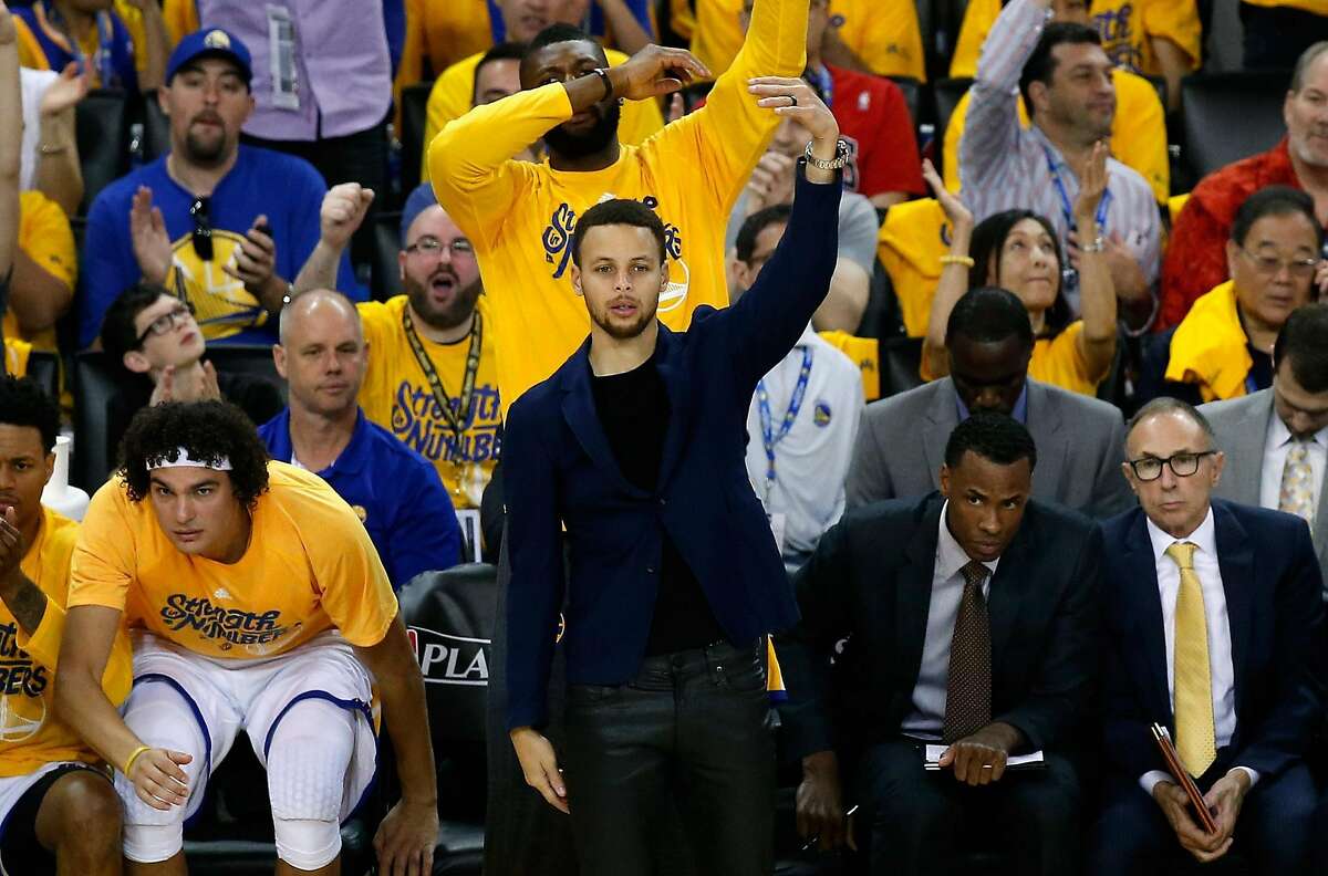 Stephen Curry’s rehab is progressing, but he’s still ‘doubtful’