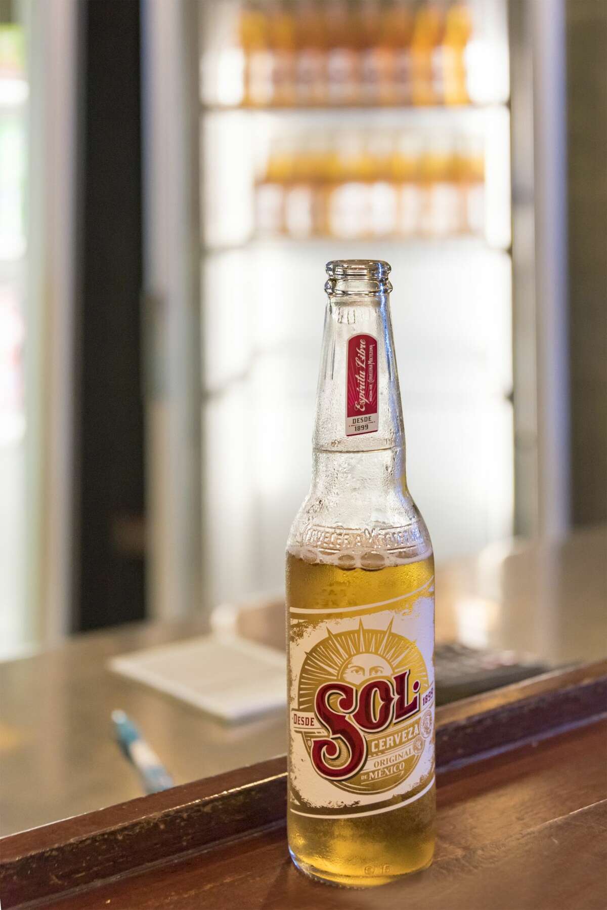Sol Style: American Lager Maker: Cuauhtémoc Moctezuma Brewery