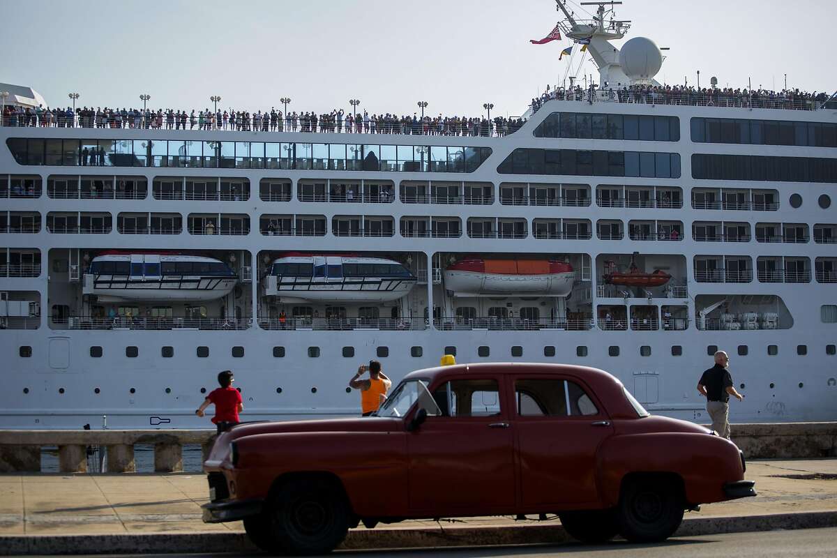 1st U S Cruise Ship In Decades Docks In Havana