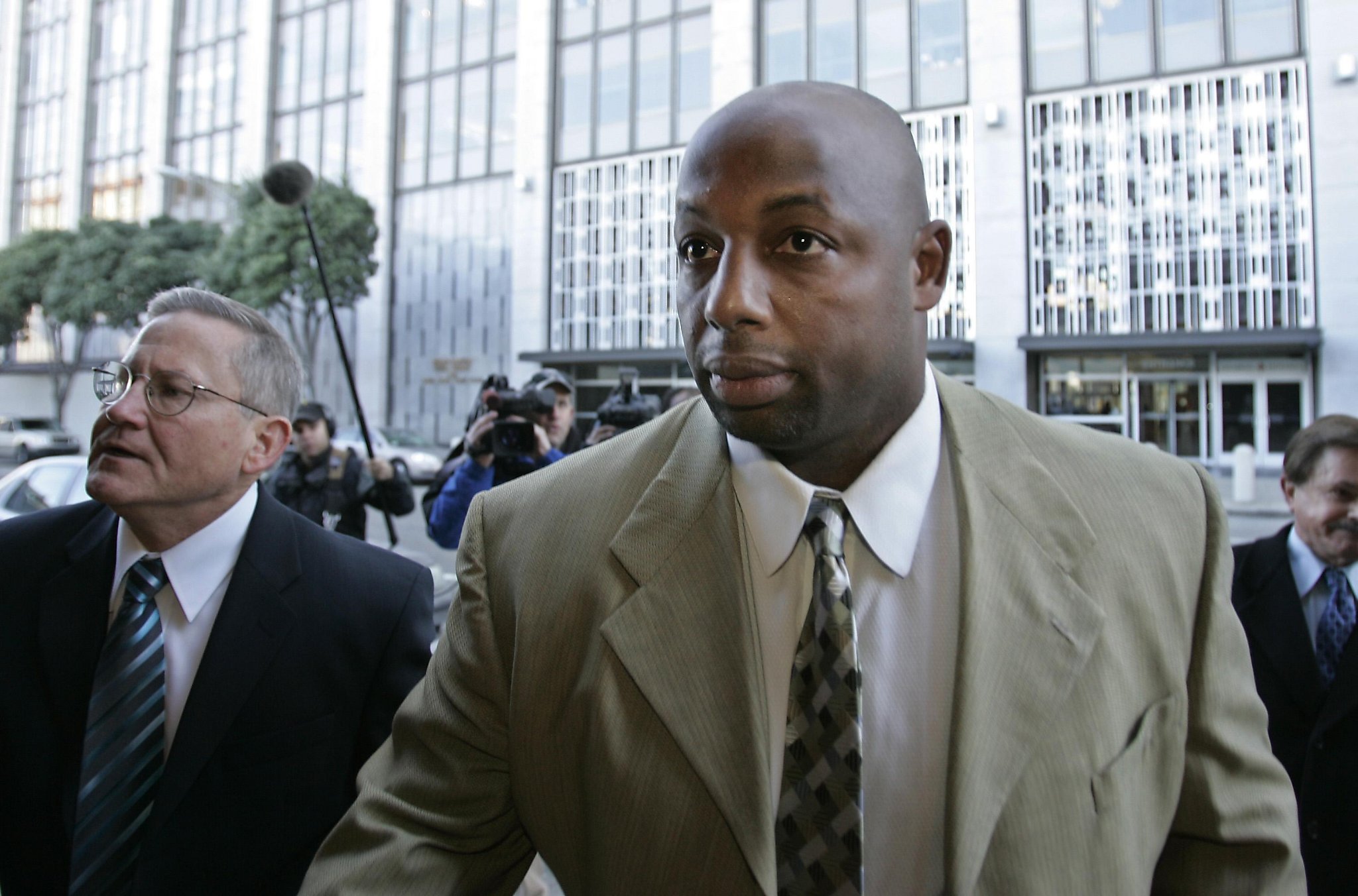 Golden Nuggets: Former 49ers DT Dana Stubblefield faces 15-years-to-life in  prison - Niners Nation