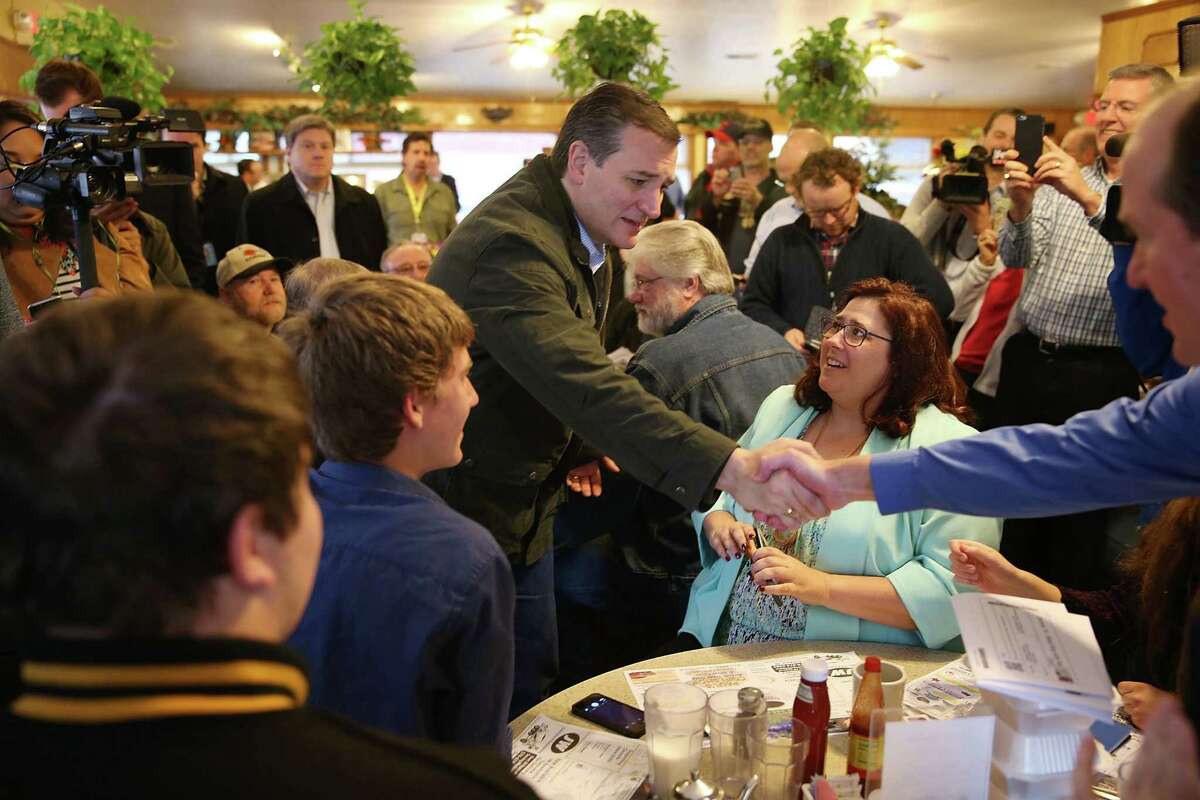 OSCEOLA, IN - MAY 02: Republican presidential candidate Sen. Ted Cruz (R-TX) makes a campaign stop at the Bravo Cafe on May 2, 2016 in Osceola, Indiana. Cruz continues to campaign leading up to the state of Indiana's primary day on Tuesday. (Photo by Joe Raedle/Getty Images)