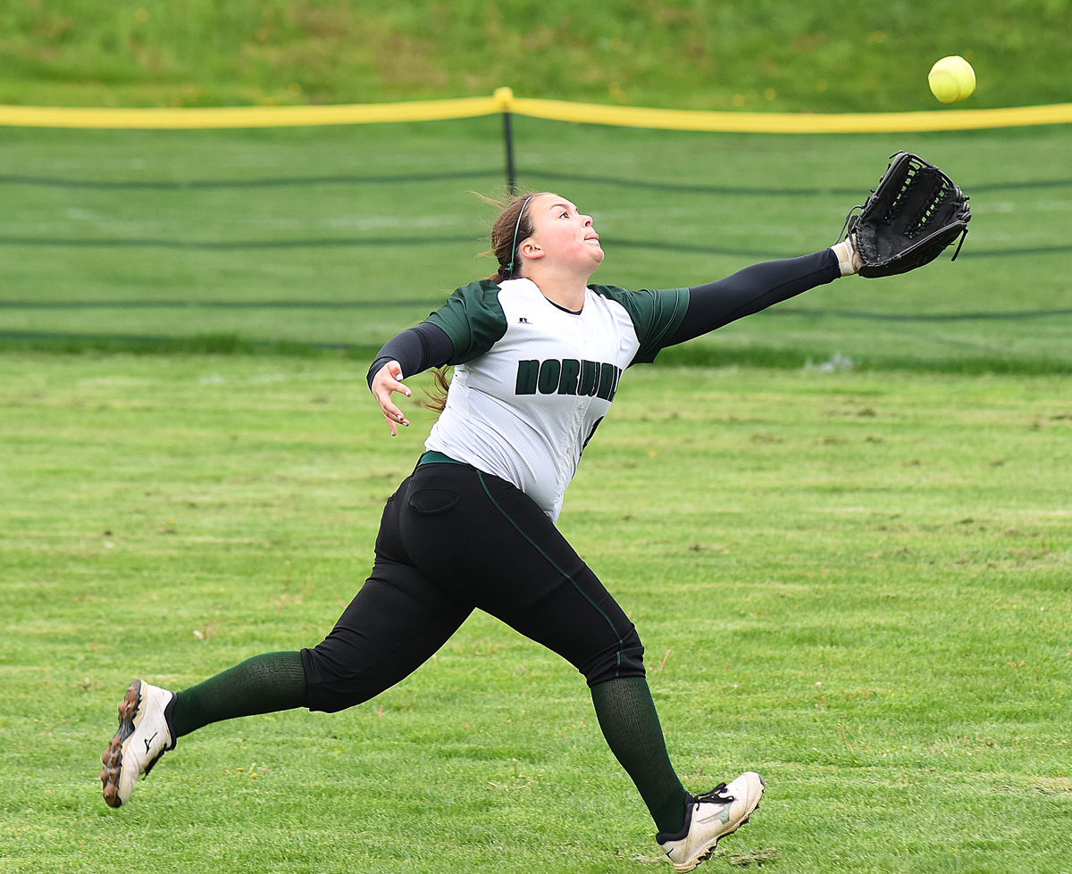 Staples softball holds on to beat Norwalk