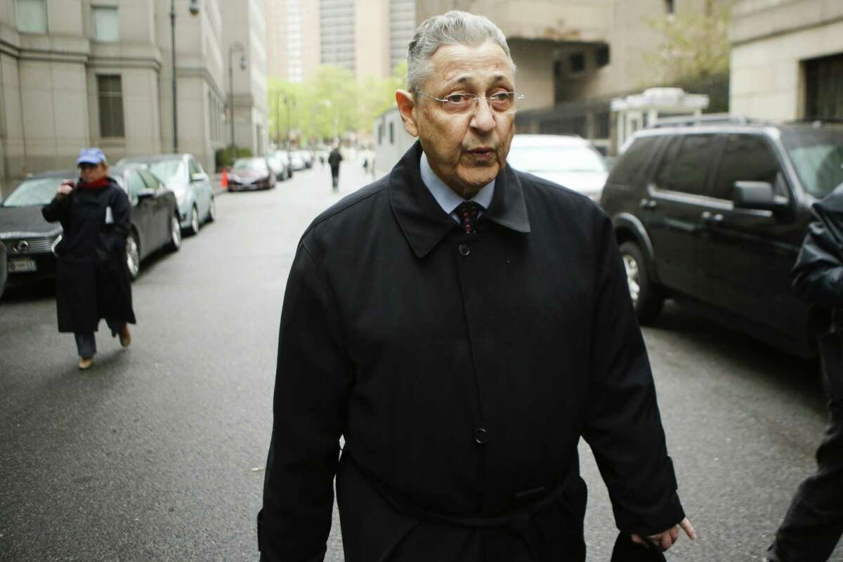 NEW YORK, NY - MAY 03: Former New York Assembly Speaker Sheldon Silver arrives to federal court in Lower Manhattan on May 3, 2016 in New York City. Former New York state assembly speaker Silver will be sentenced to prison for corruption schemes that federal officials said captured $5 million over a span of two decades (Photo by Eduardo Munoz Alvarez/Getty Images) ORG XMIT: 636666131