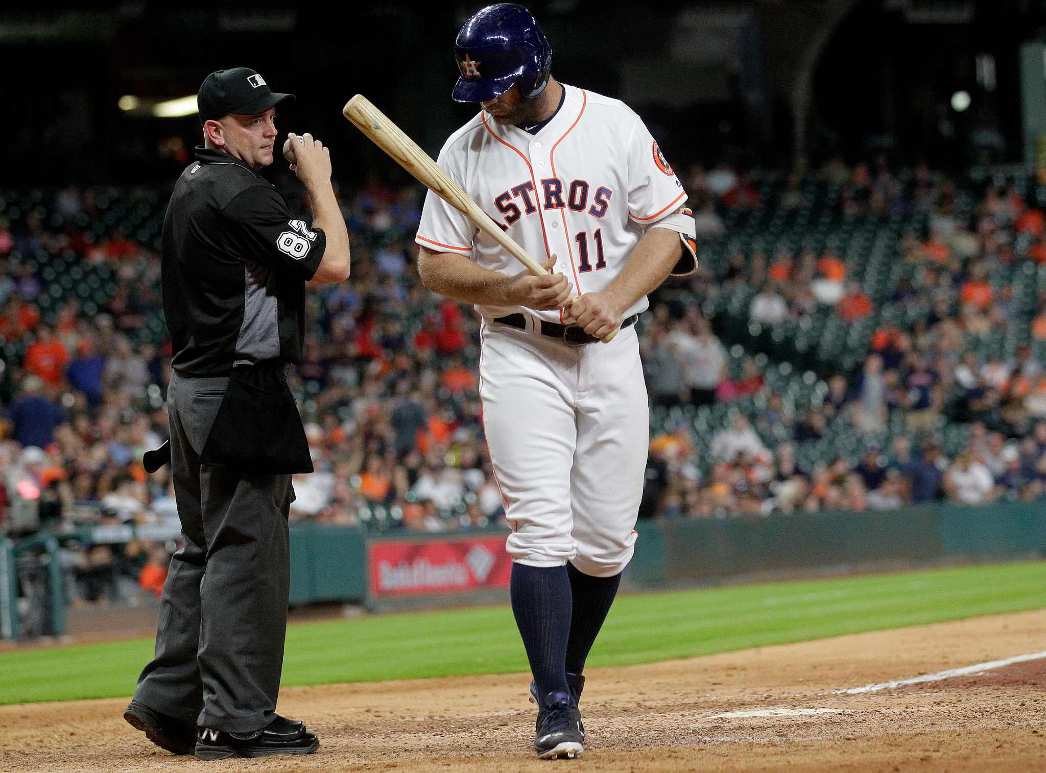 Astros option Evan Gattis to Corpus Christi to get reps at catcher