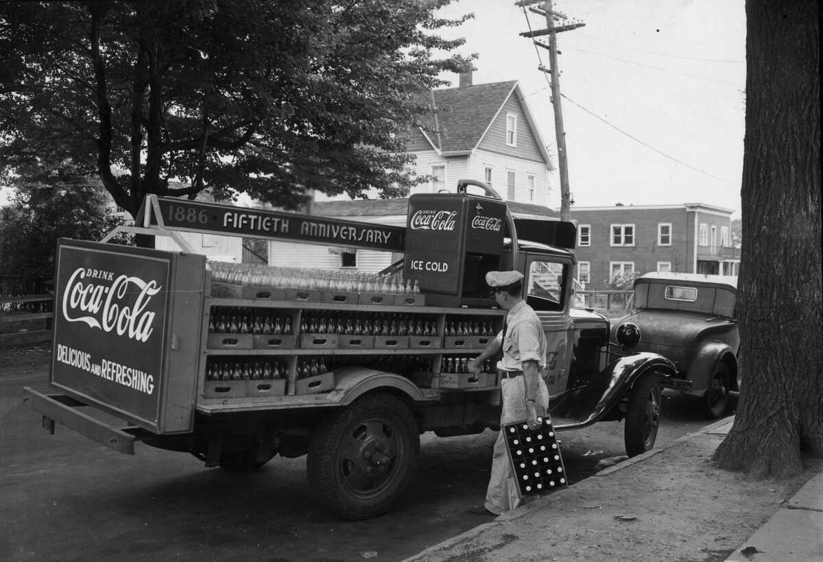 Is putting peanuts in Coke really a 'Southern tradition?'