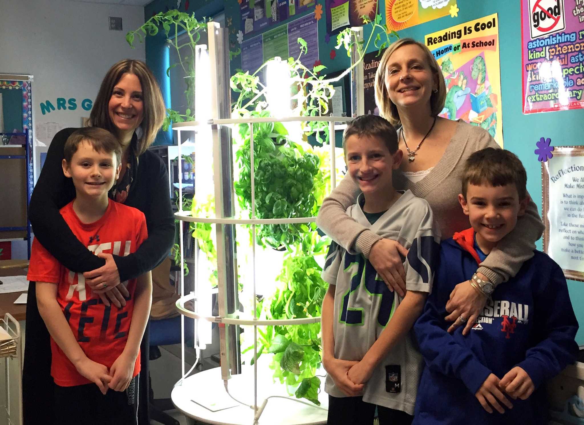 Students ‘love the garden’ in the classroom