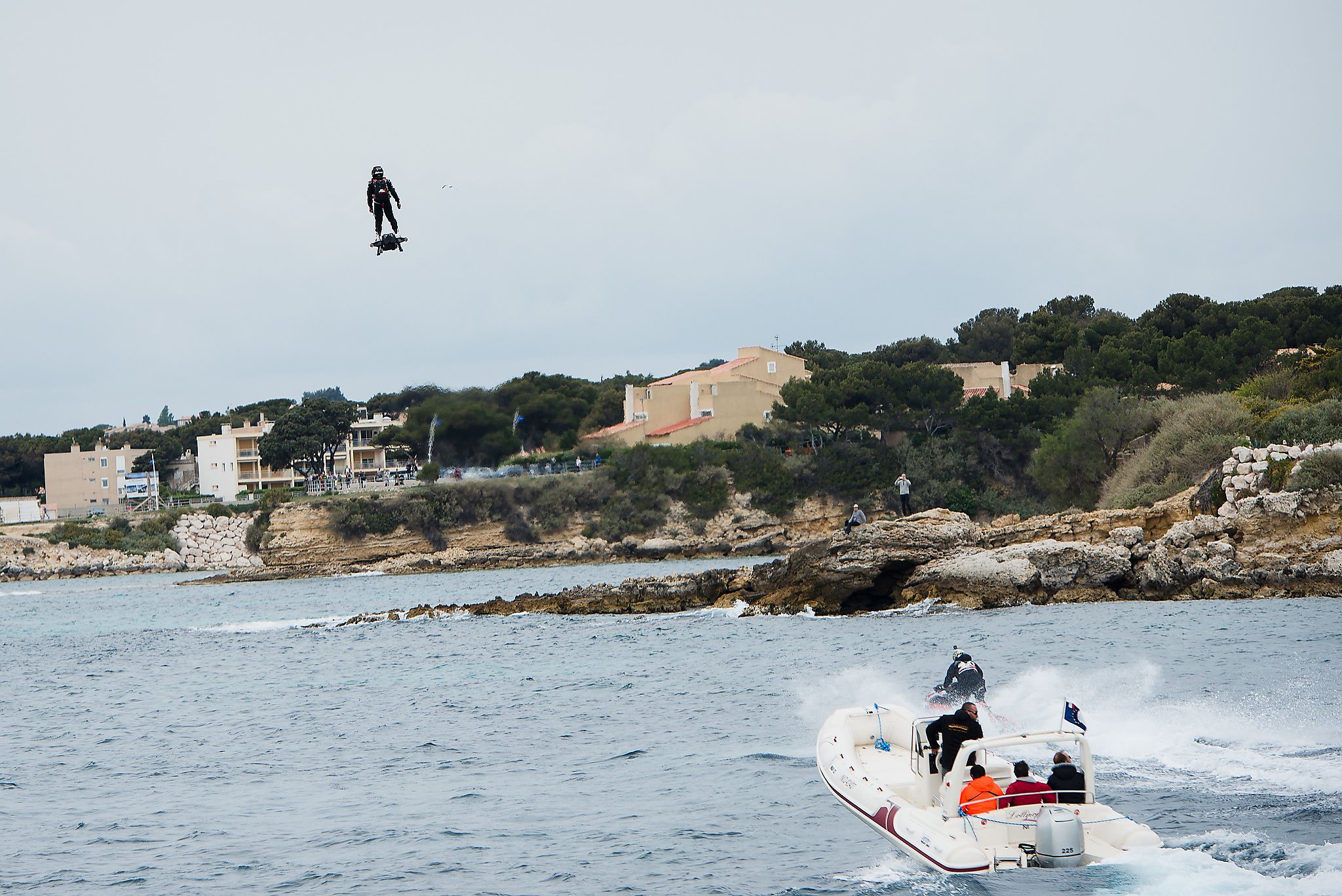 Daredevil invents Green Goblin-style hoverboard, sets world record