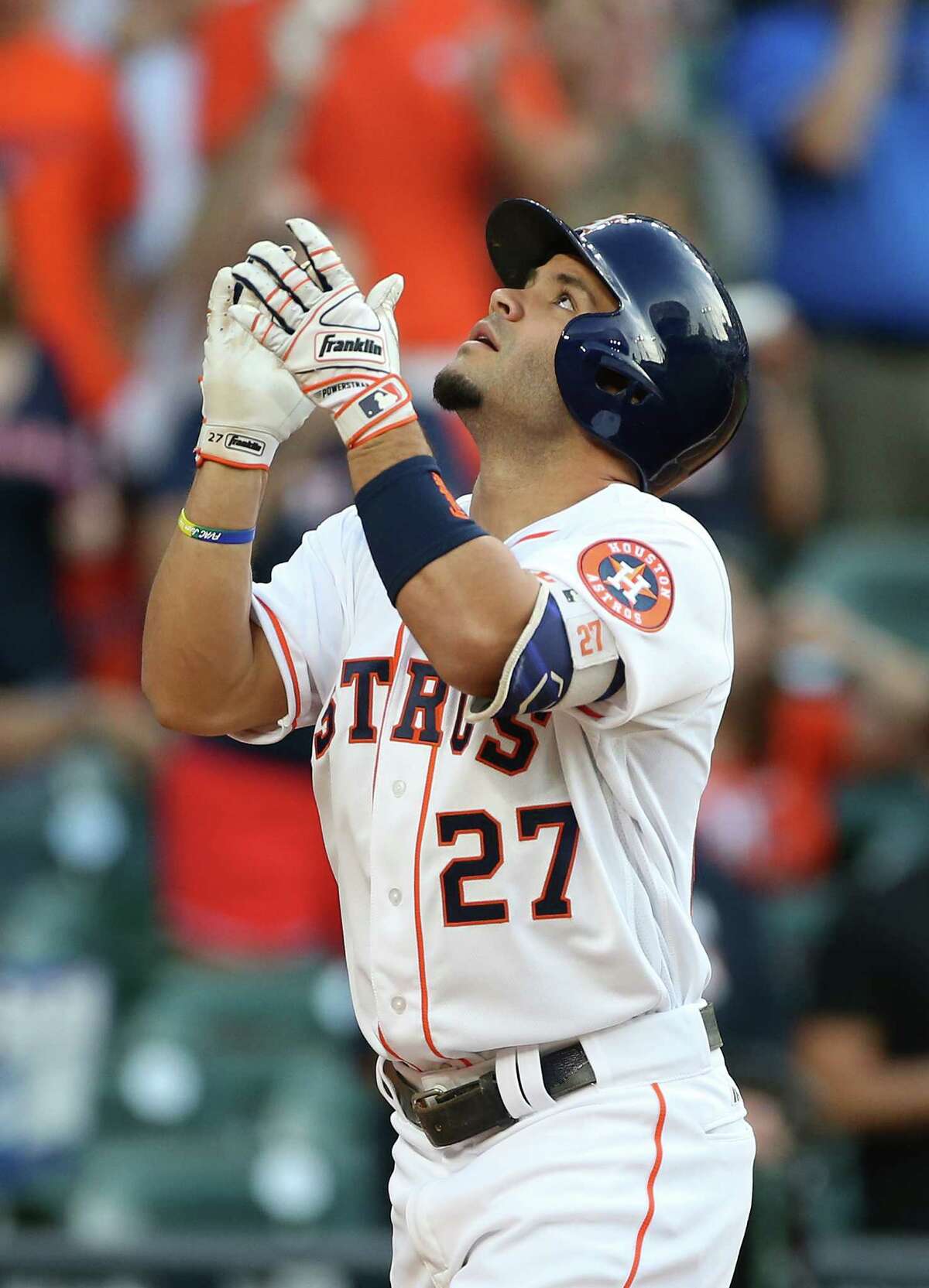 Robinson Cano burns Astros in ninth inning to ensure Mariners victory