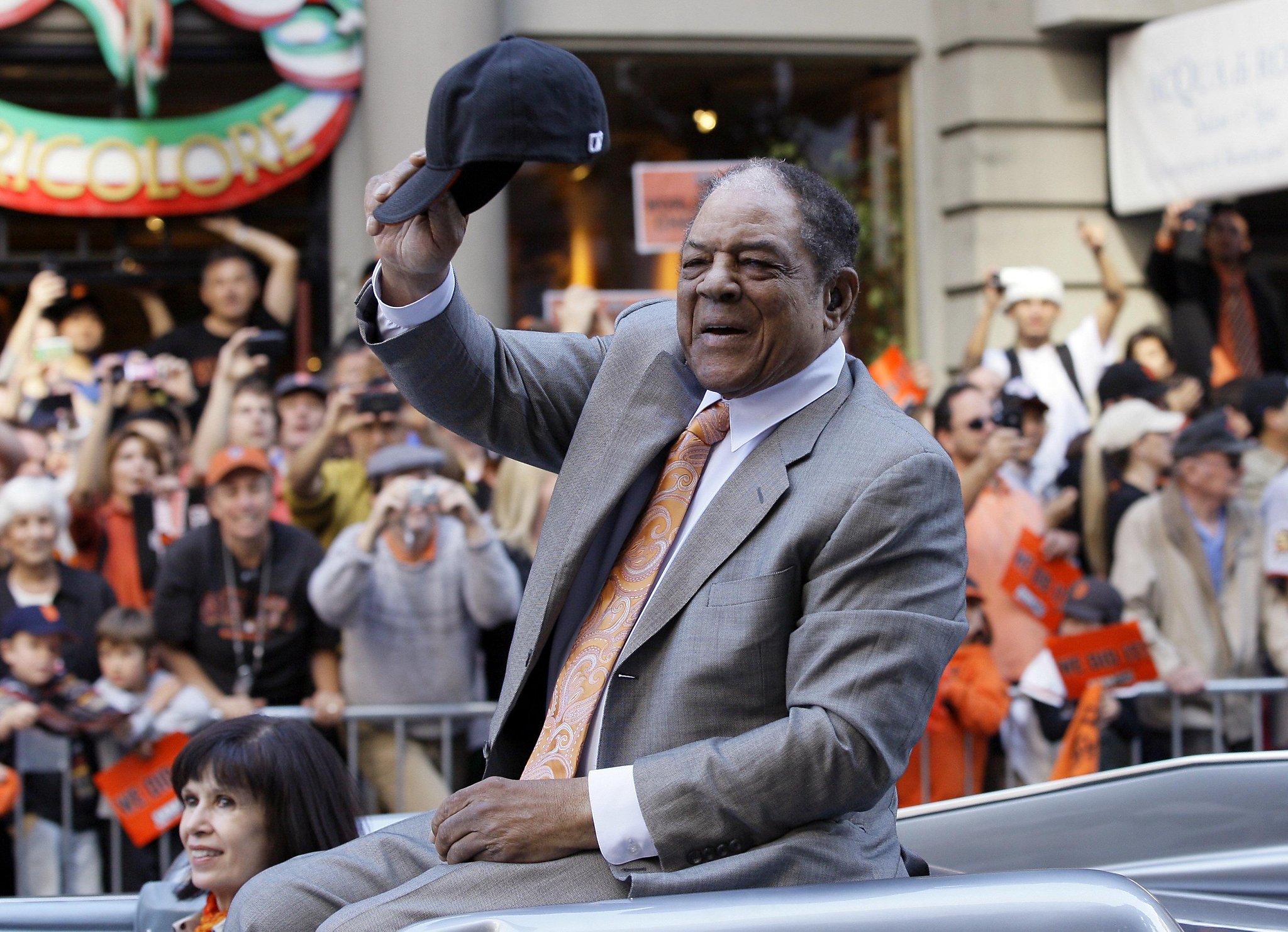 Willie Mays to be honored with cable car named for him