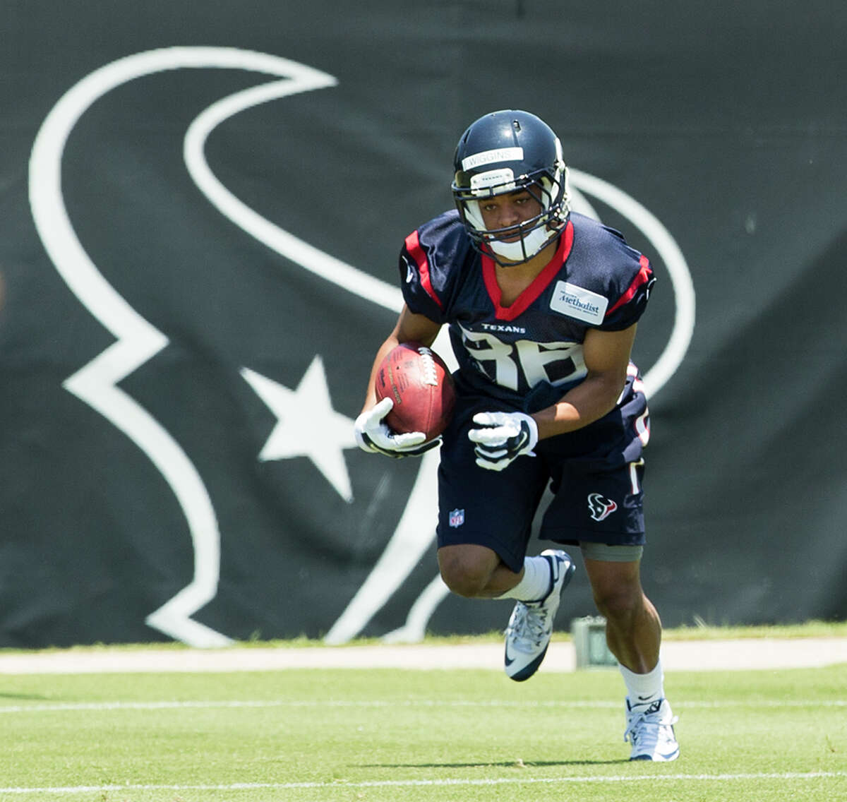 Texans cut rookie linebacker Eric Lee