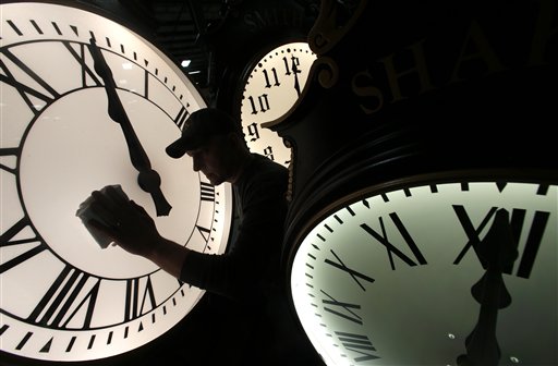 Time Change Weekend Study: Risk of wrecks rises on Monday after time changes