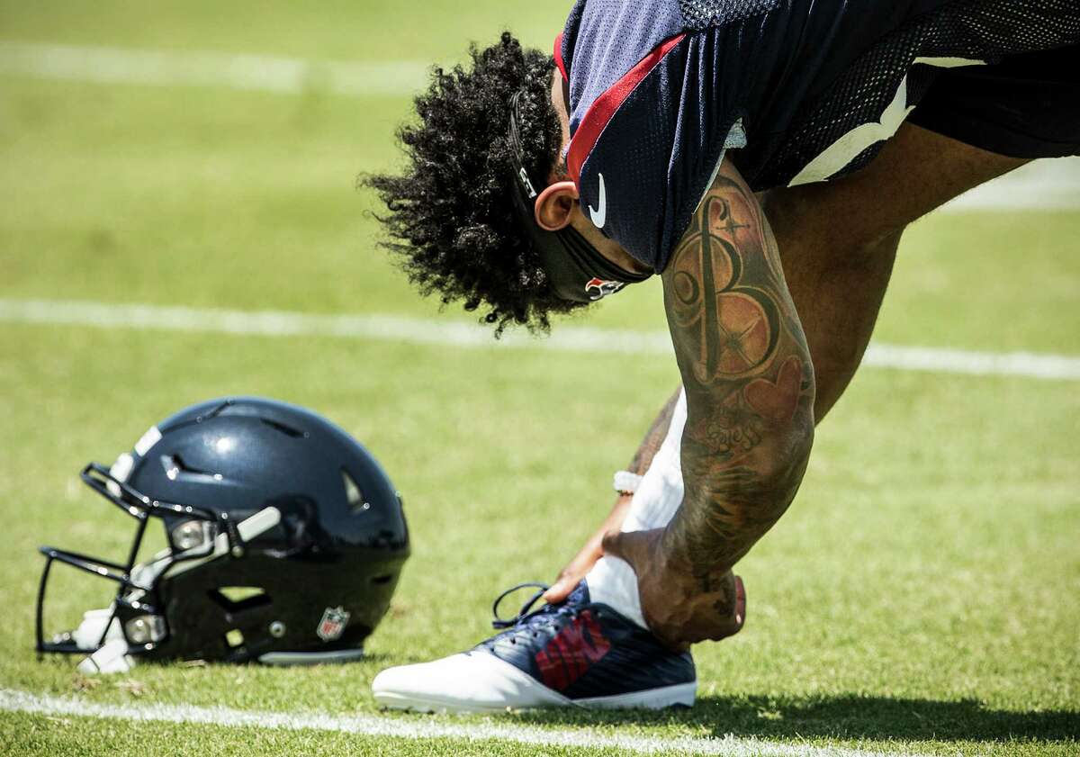 Texans cut rookie linebacker Eric Lee