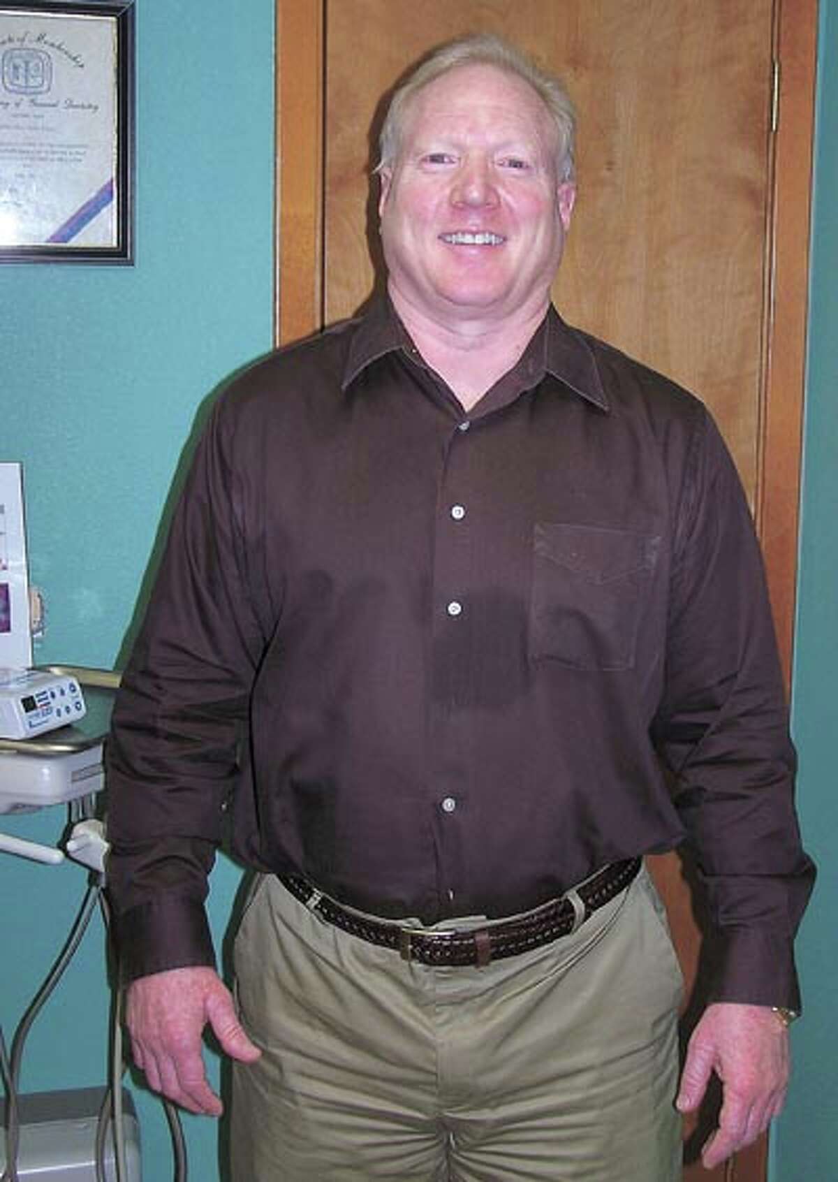  Longtime area dentist Dr. Russell Toler is now at Dental Solution’s Midland office Monday through Wednesday, and on Saturday from 9-1. Call 432-697-4200 for an appointment.