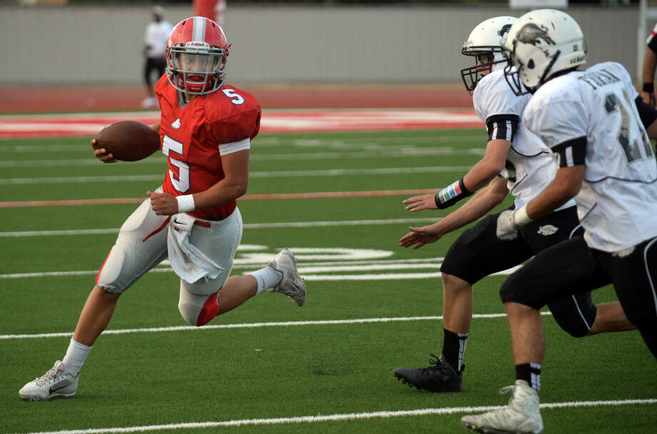 HS FOOTBALL Stanton uses ball control to beat rival Forsan Midland