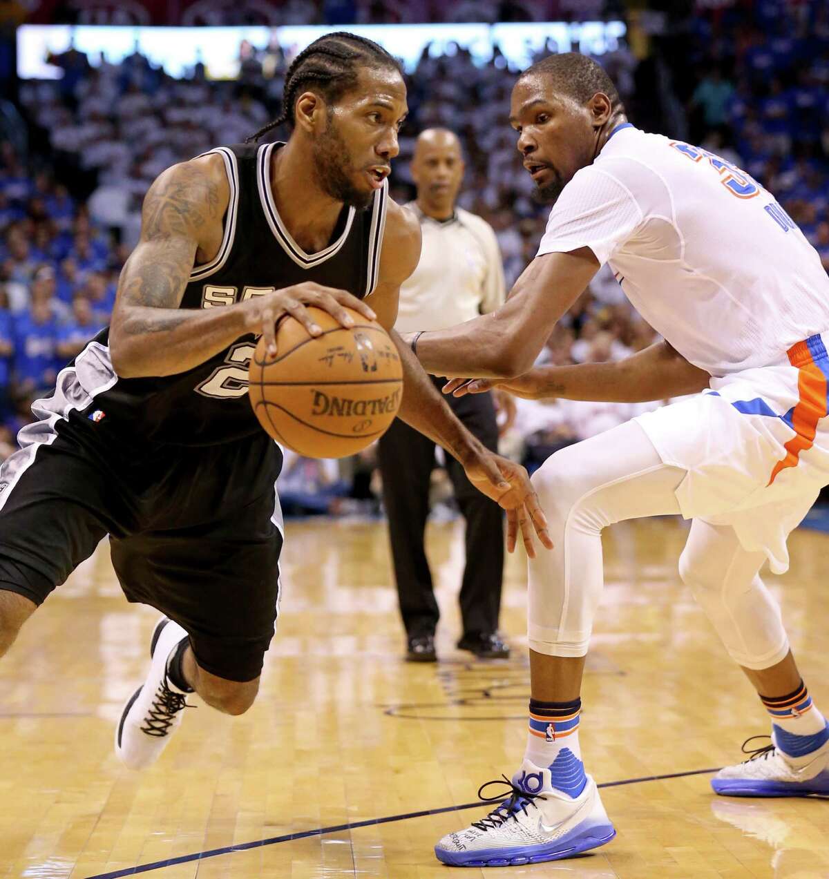 Spurs Can't Let Kevin Durant Beat Kawhi Leonard At His Own Game