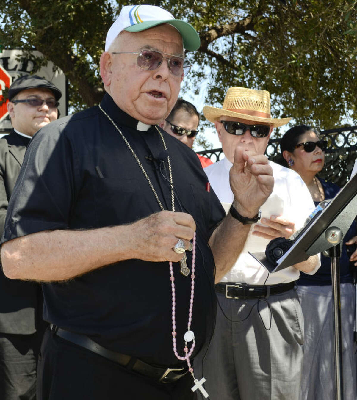 Bishop Michael Pfeifer leads the final Pro-Life rally outside the Midland Planned Parenthood building Friday afternoon. Tim Fischer\Reporter-Telegram