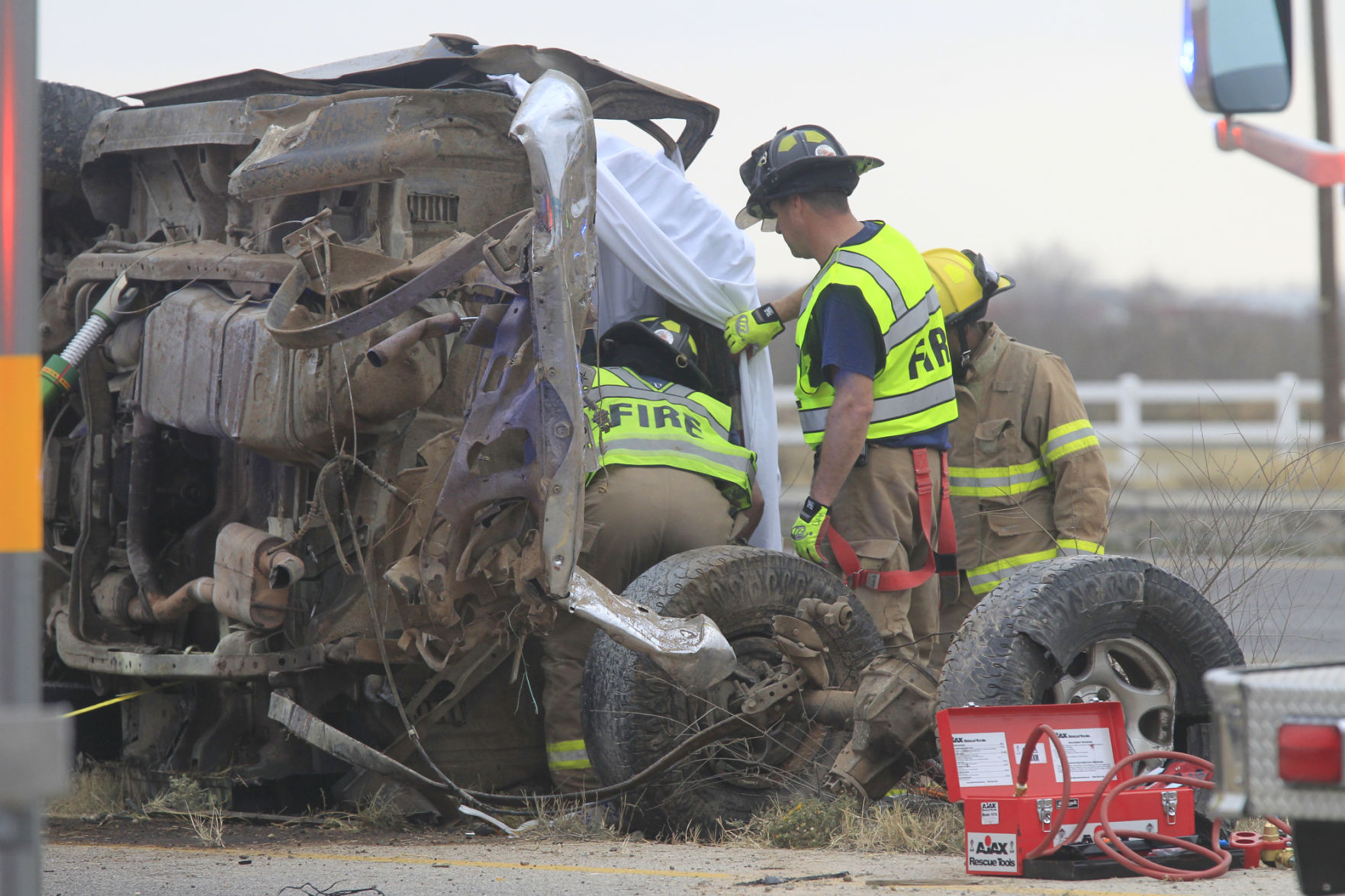 2 confirmed dead in I20 wreck