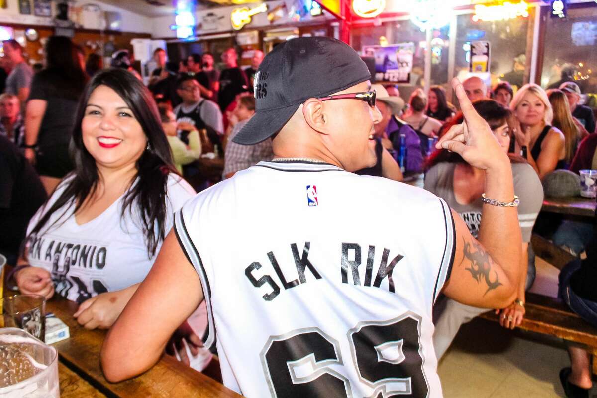 Spurs fans got wild at Hills & Dales Ice House Friday night, May 6, 2016, during a crucial Game 3 watch Party.