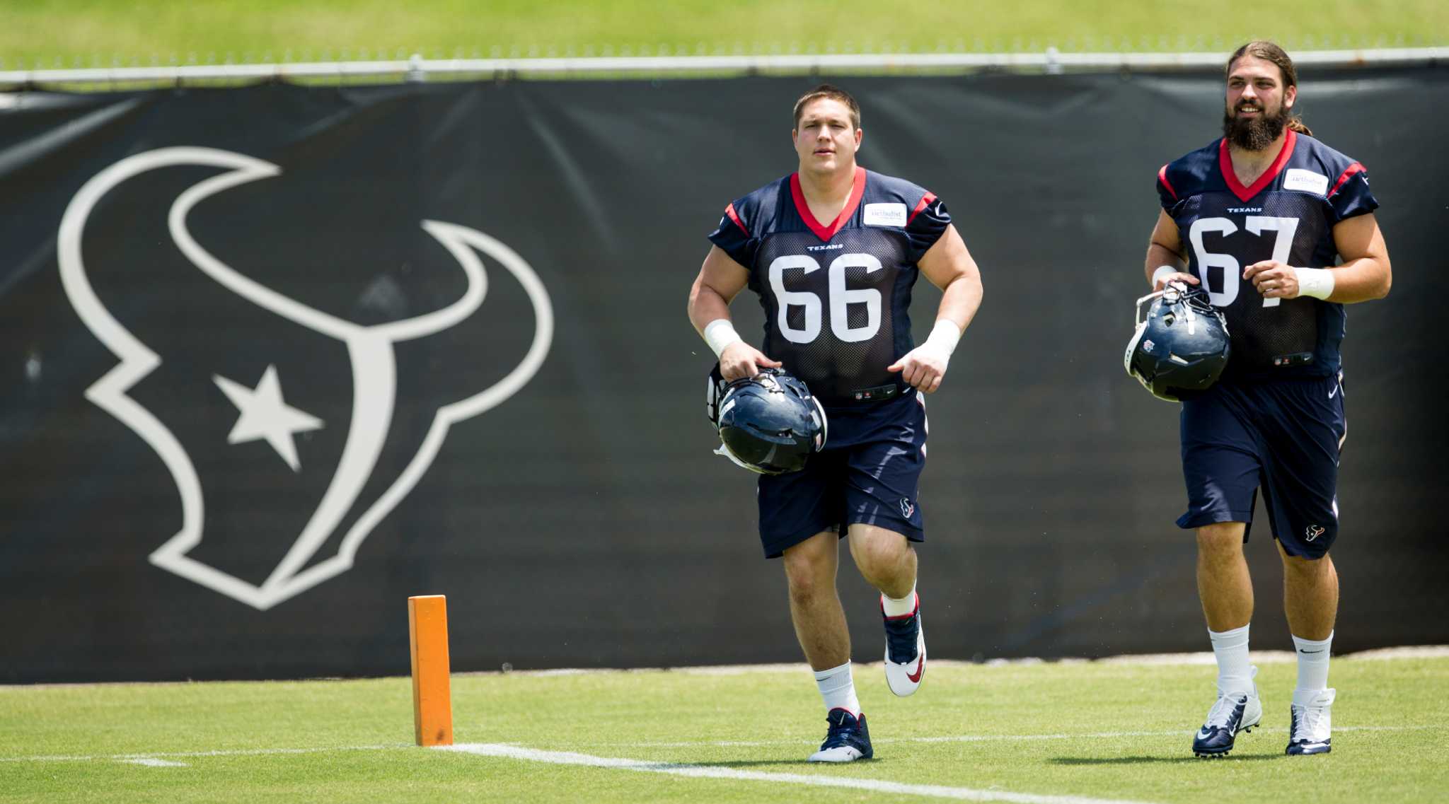 Texans linebacker Cushing still going full speed