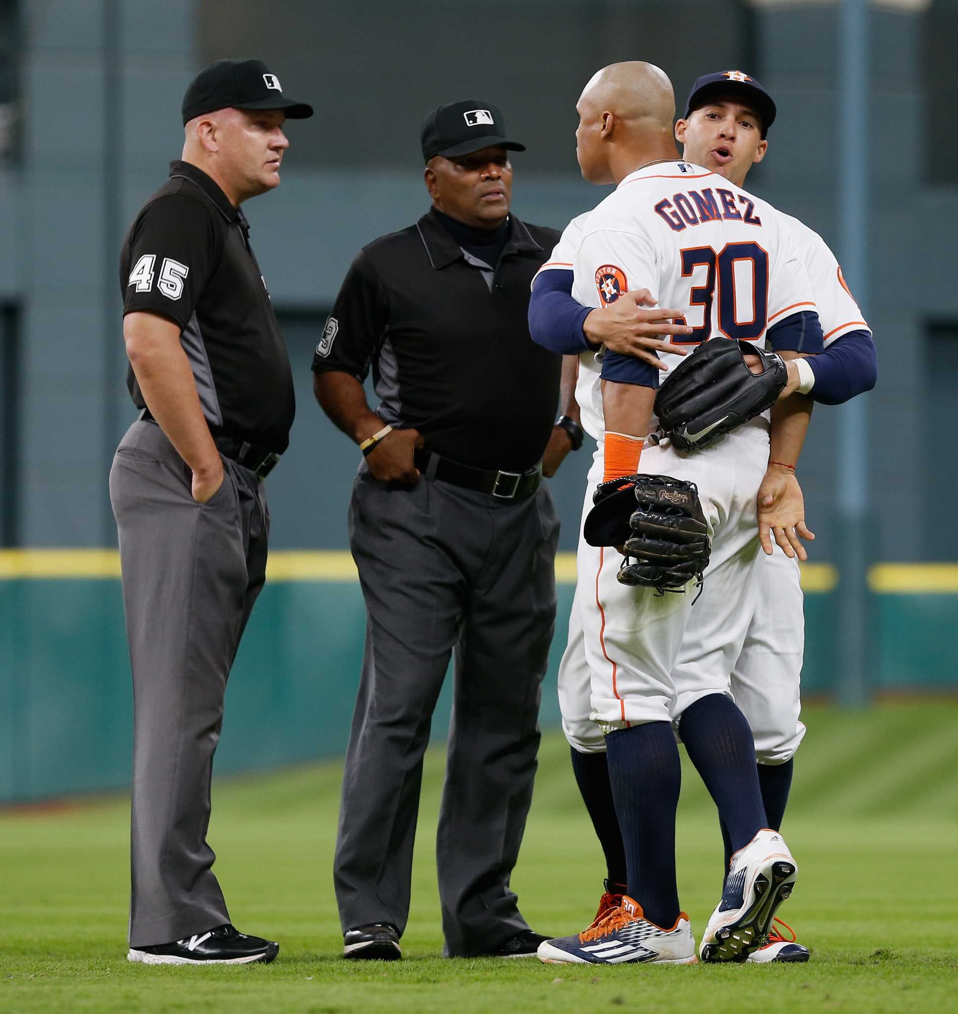 Robinson Cano burns Astros in ninth inning to ensure Mariners victory