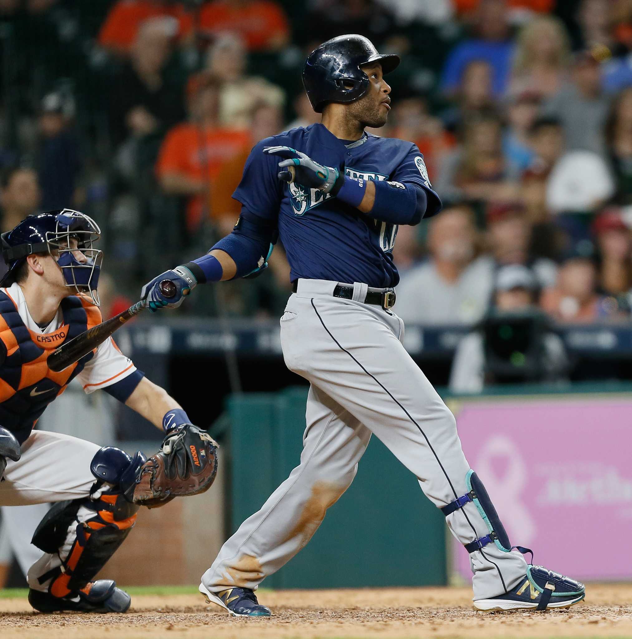 Robinson Cano burns Astros in ninth inning to ensure Mariners victory