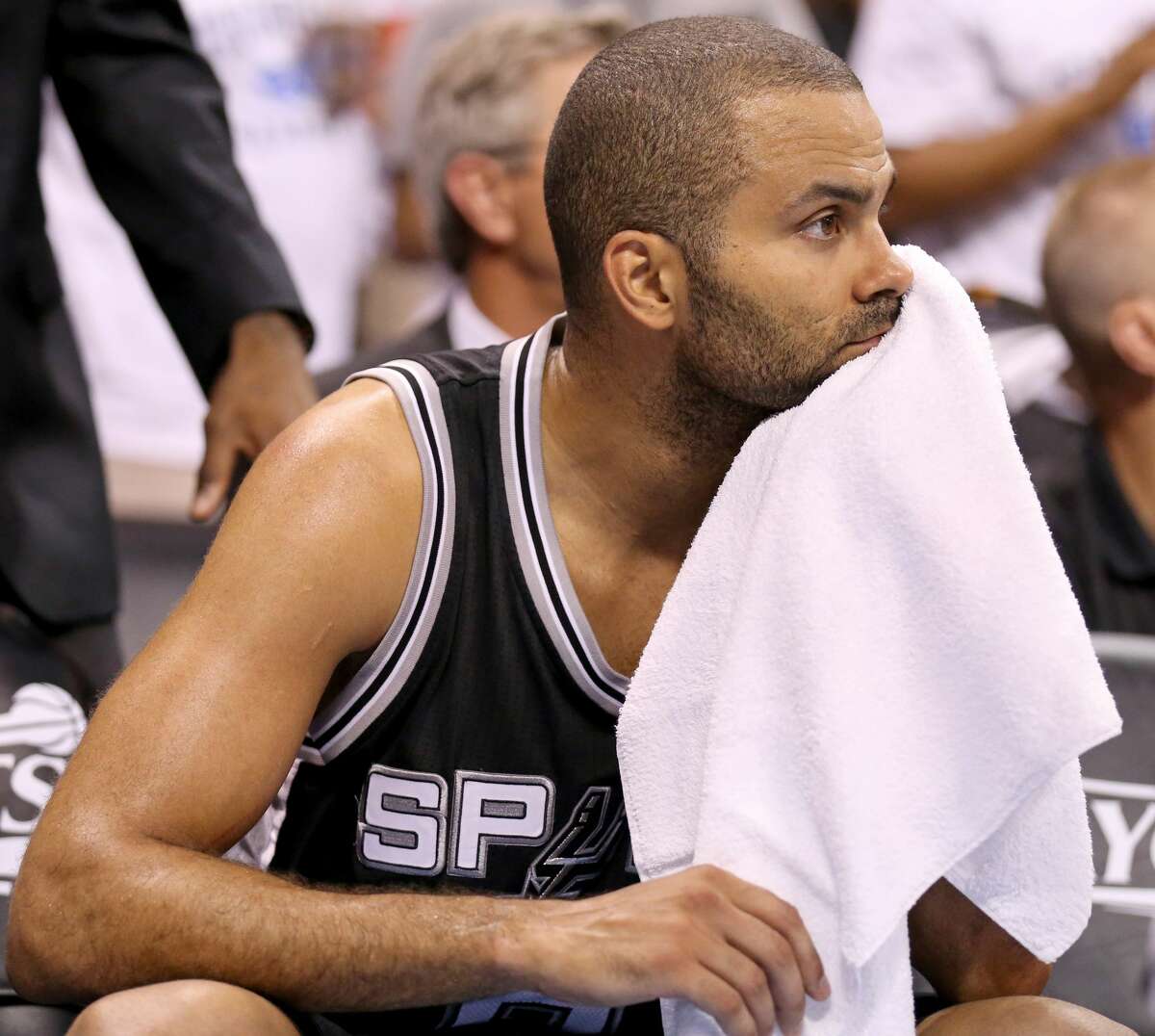 San Antonio Spurs' Tony Parker sits dejected on the bench late in Game 4 in the Western Conference semifinals against the Oklahoma City Thunder Sunday May 8, 2016 at Chesapeake Energy Arena in Oklahoma City, Oklahoma. The Thunder won 111-97.