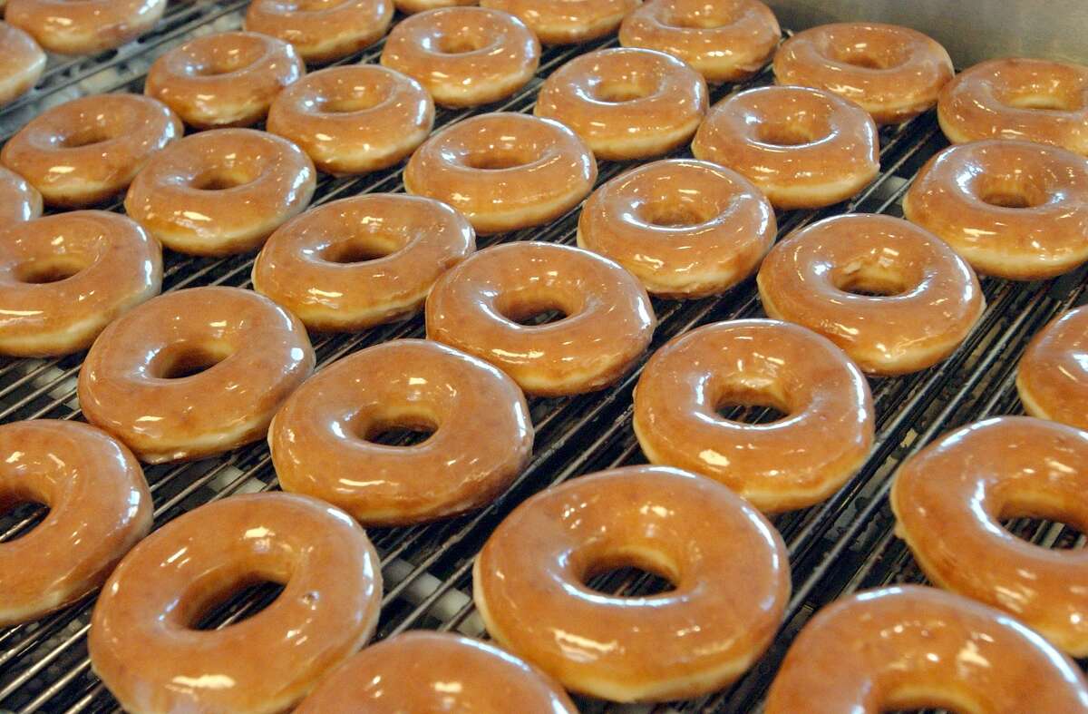 krispy kreme glazed donuts dozen