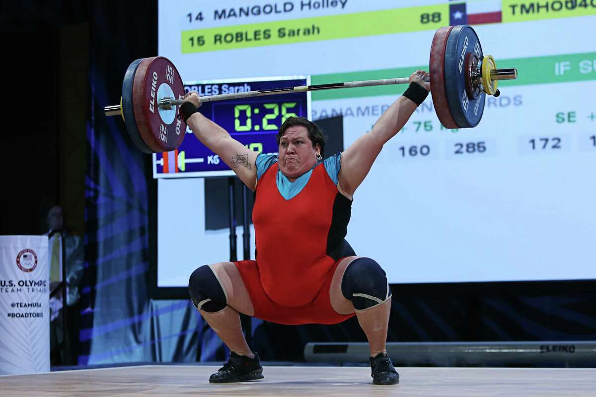 Sarah Robles retains spot on Olympic weightlifting team