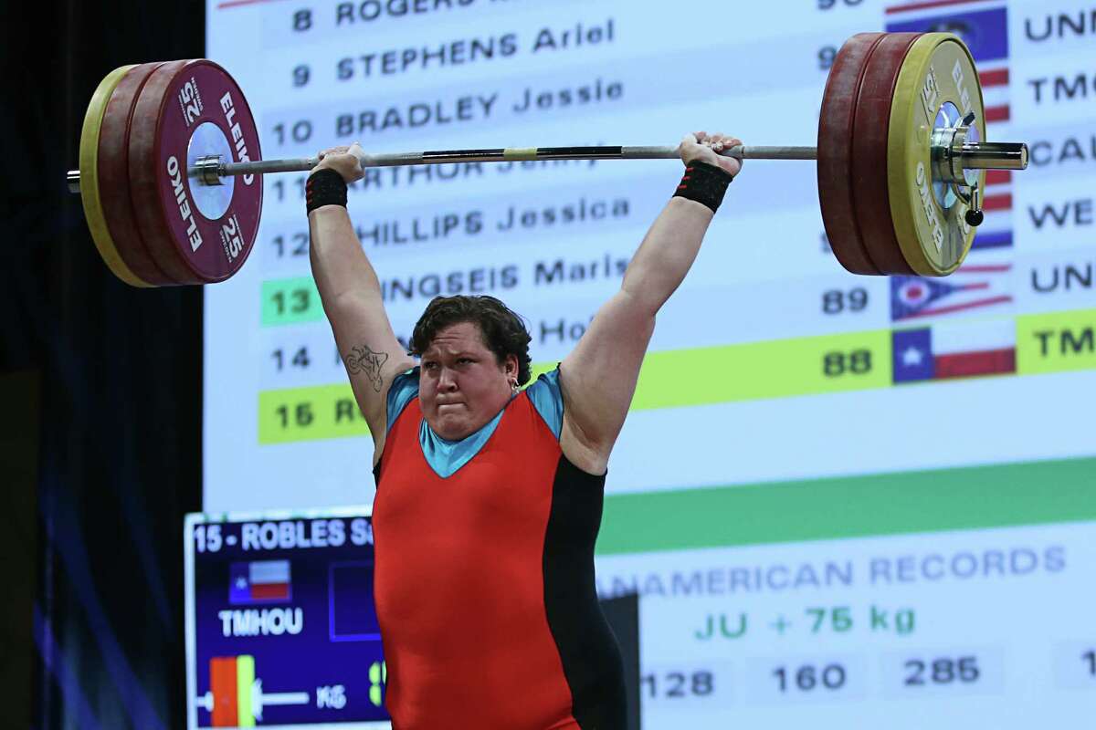 Sarah Robles retains spot on Olympic weightlifting team