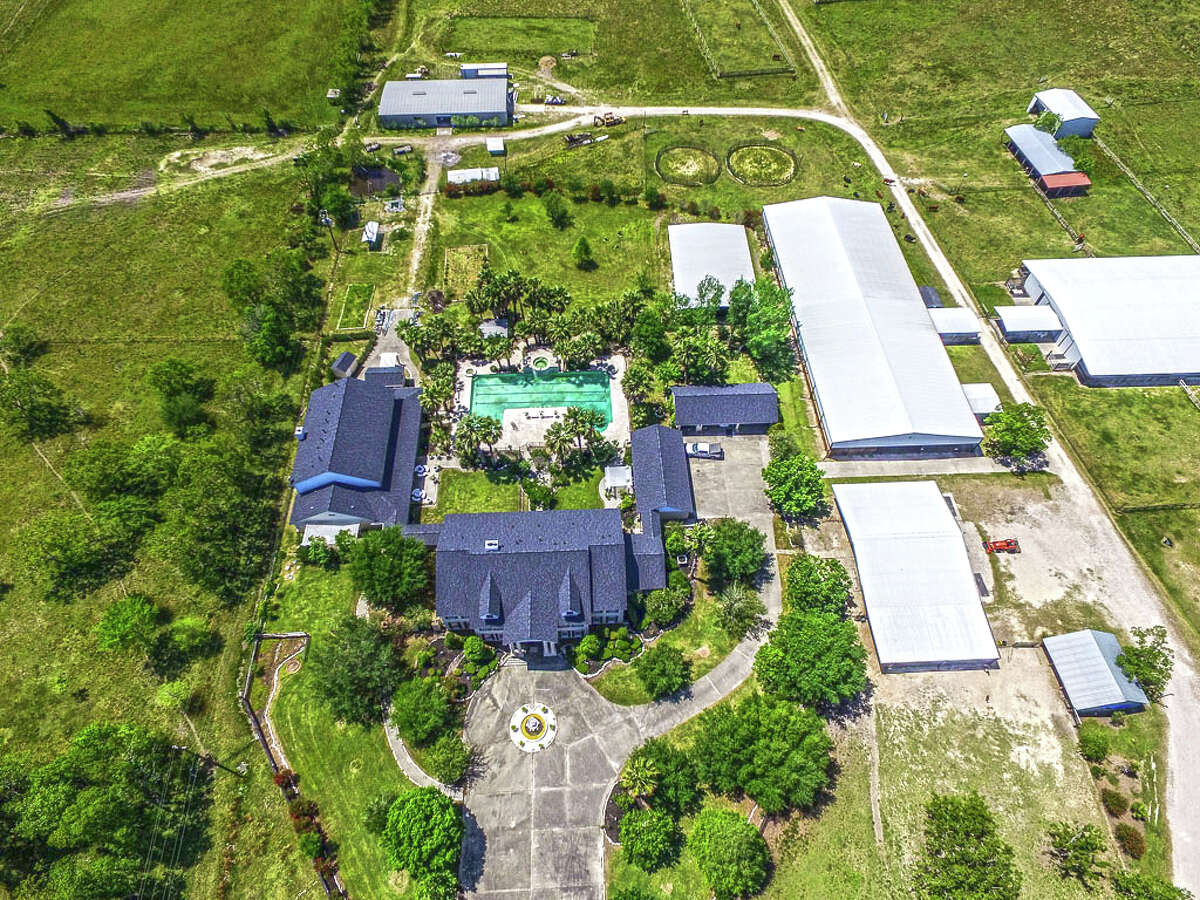 Baytown mansion for sale is like a secret paradise off Interstate 10