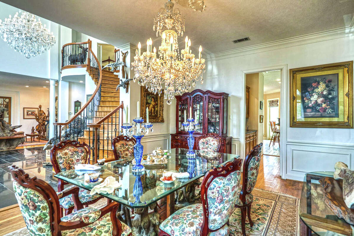 Baytown mansion for sale is like a secret paradise off Interstate 10