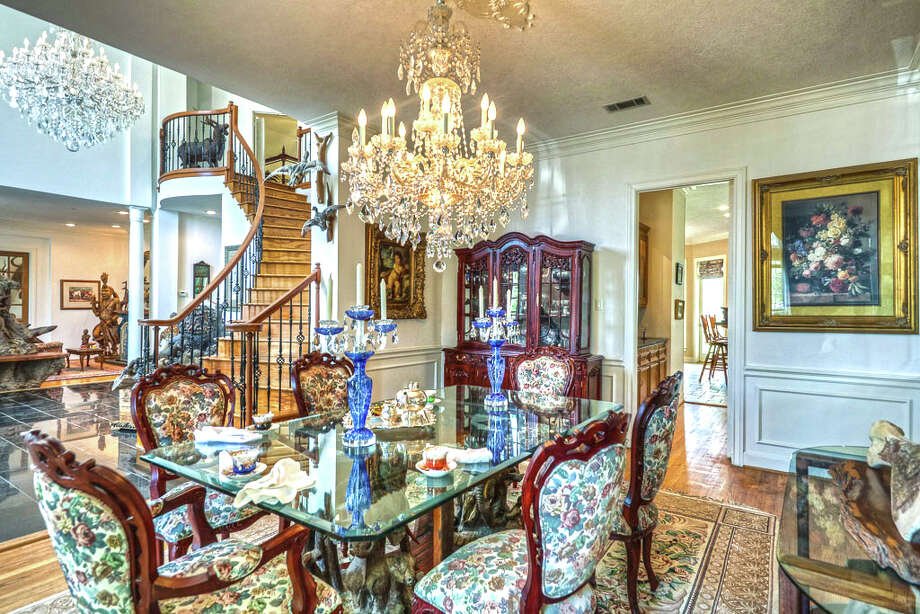 Baytown mansion for sale is like a secret paradise off Interstate 10
