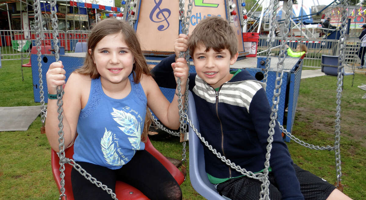 Rainy day fun at the Riverfield carnival