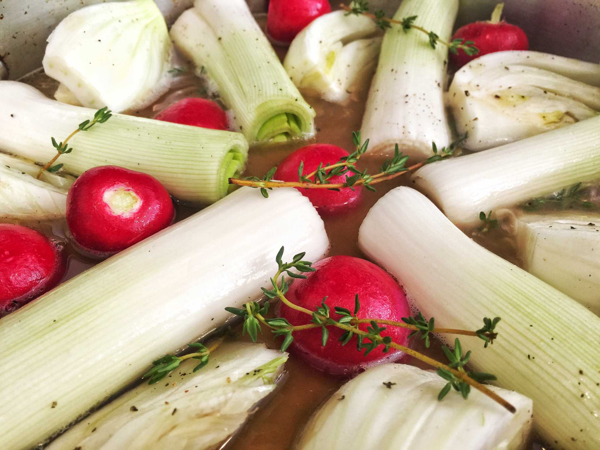 Vegetable broth at its best in spring