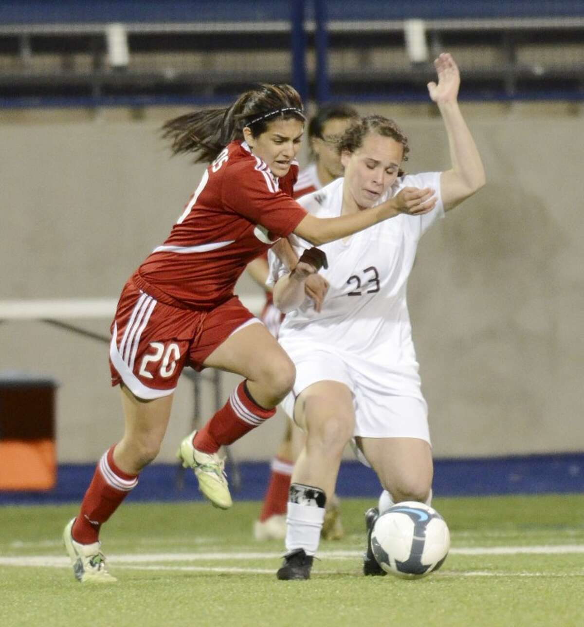 Odessa High's pressure is too much for Lady Rebels