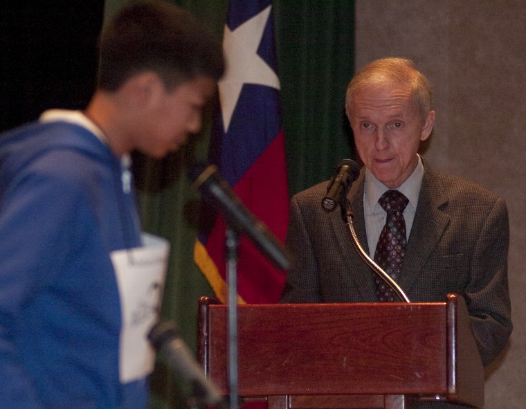 Alamo Junior High student wins spelling bee (+ YouTube Footage)