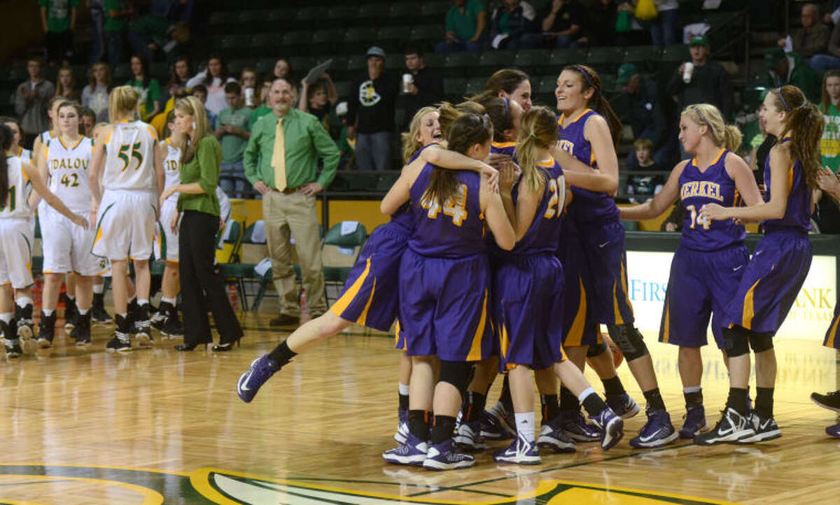 Phot Galler Friday night sports