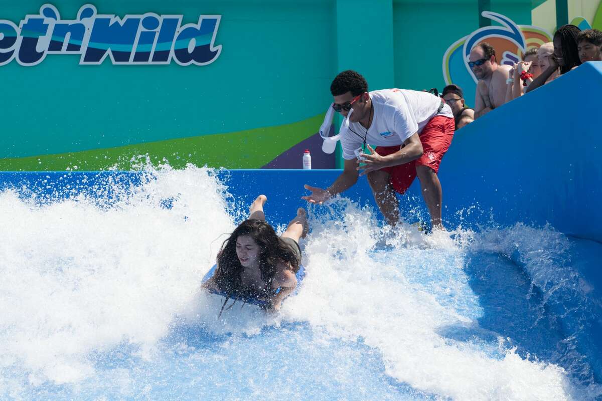 Wet n Wild SplashTown Gets New Owner