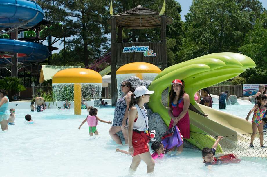 Largest water park in Houston opens this weekend Houston Chronicle