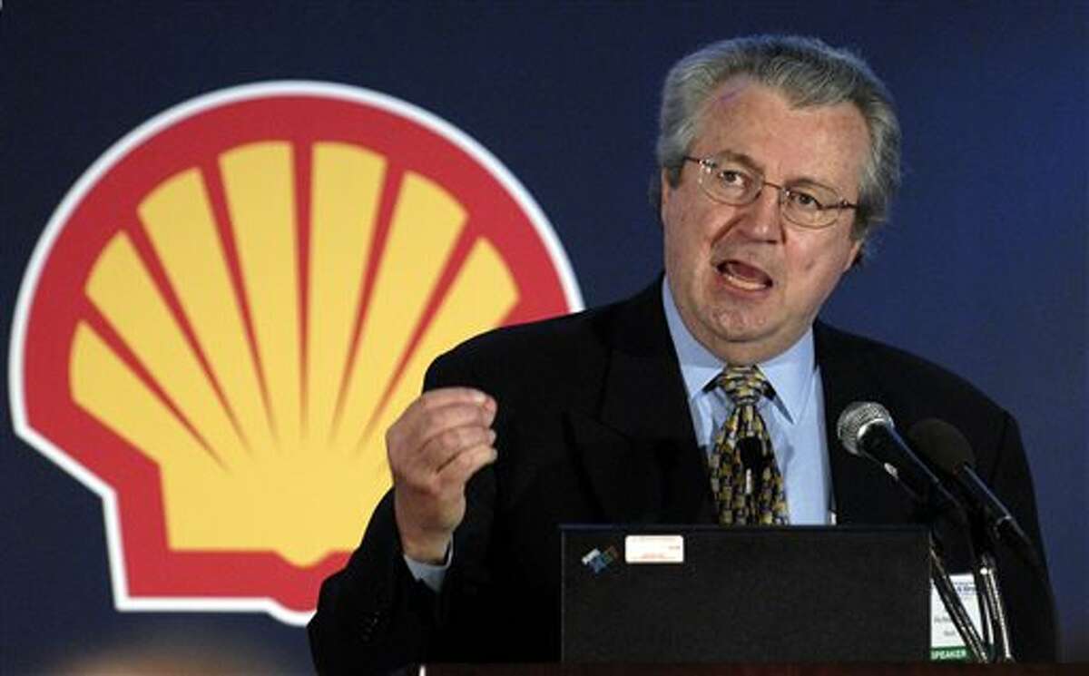 FILE- In this Aug. 22, 2006, file photo, then-Shell Oil Co. president John Hofmeister addresses a conference to discuss the protection of and potential threats to national and global critical infrastructures in Washington. In a recent interview with AP, Hofmeister says oil and gas companies often do a terrible job at communicating. (AP Photo/Nick Wass, File)