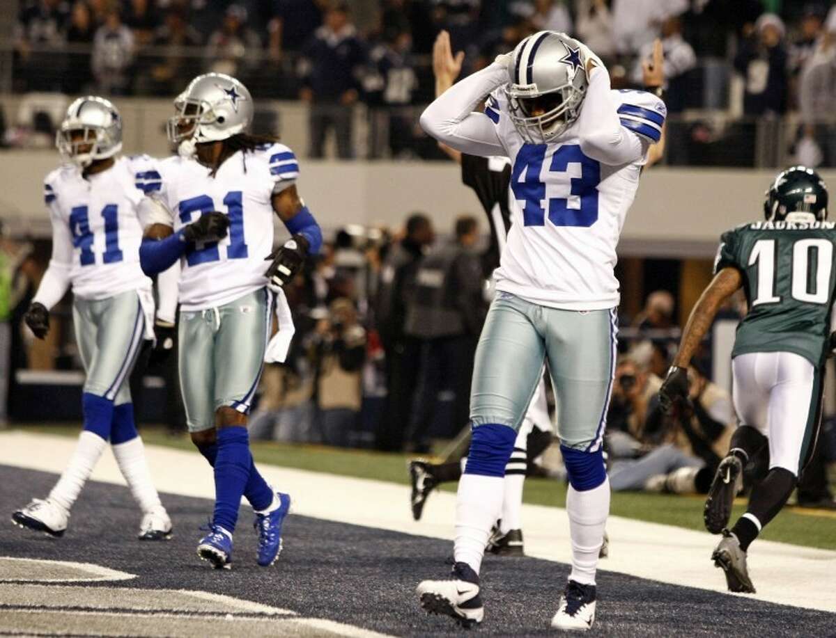 Cowboys avoid Thanksgiving ruin with second half that tells us