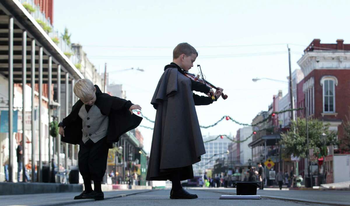 Galveston's 2020 Dickens on The Squares event canceled due to pandemic