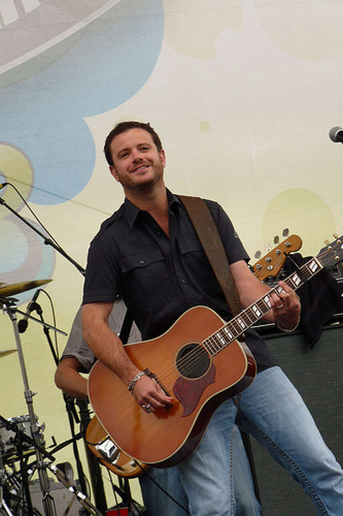Tall City Memorial Stair Climb concert is set for 4 p.m. Saturday. The concert features Wade Bowen, the Stateline Band, Electric Gypsies. The cost for the concert only is $35.