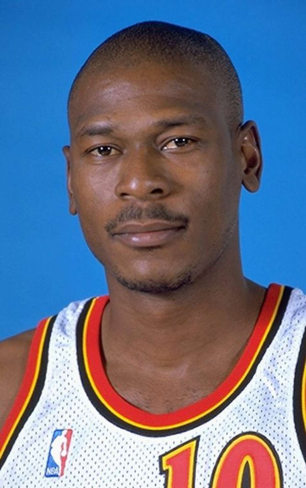 BASKETBALL: Former Chap, NBA star Blaylock in serious condition after crash