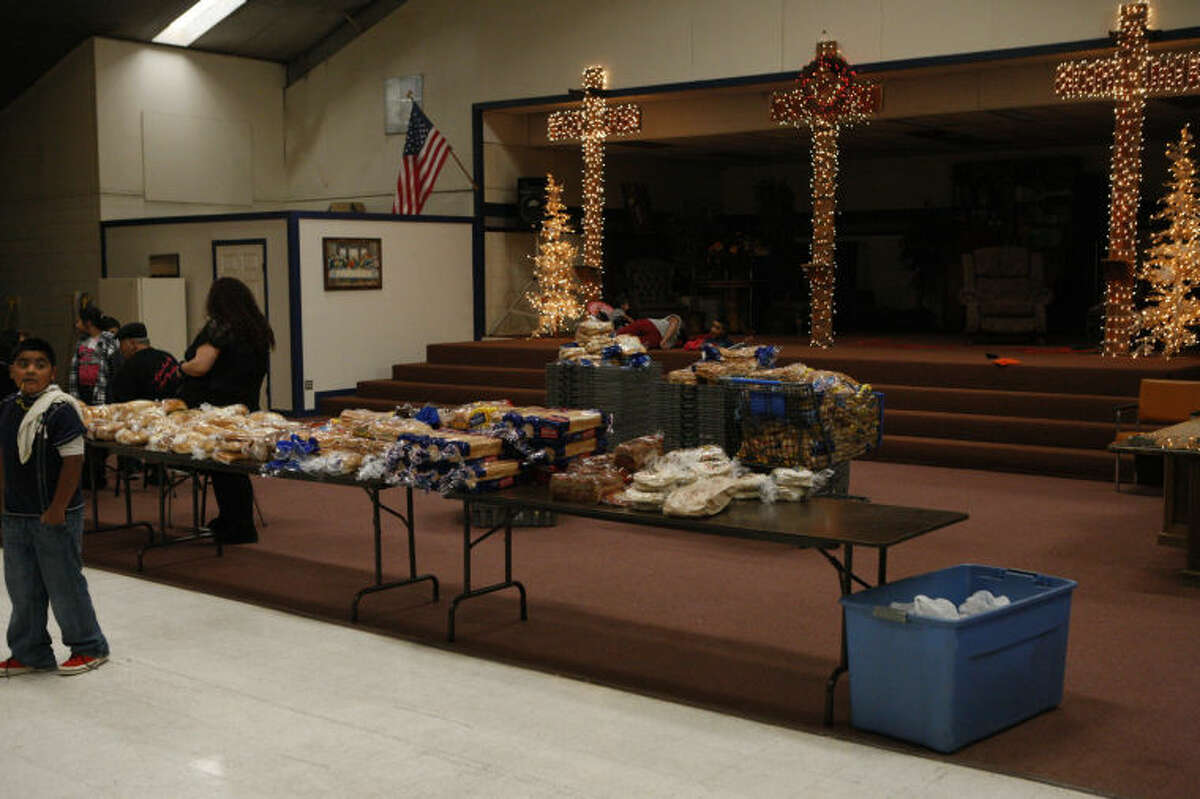 Midland Soup Kitchen Ministry serves up Thanksgiving meal (+ photos)