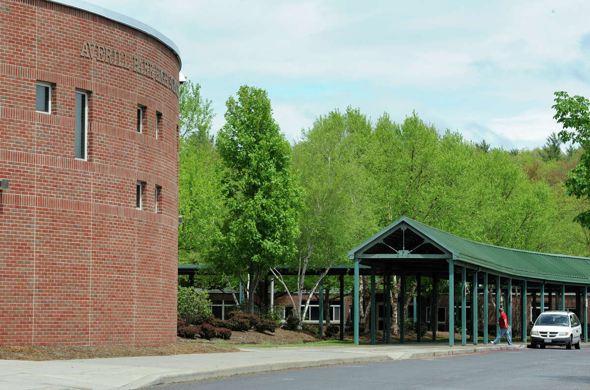 Coronavirus sends Averill Park High into remote learning for week