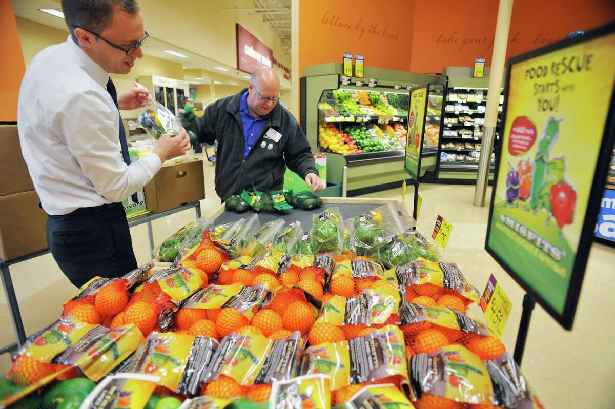 Food shortage at Hannaford after warehouse fire in Maine