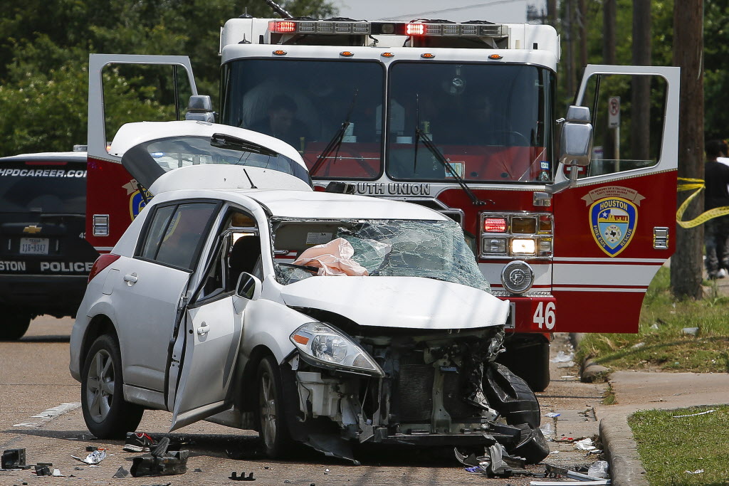 Se Houston Police Chase Ends With 1 In Custody 2 In Hospital 3