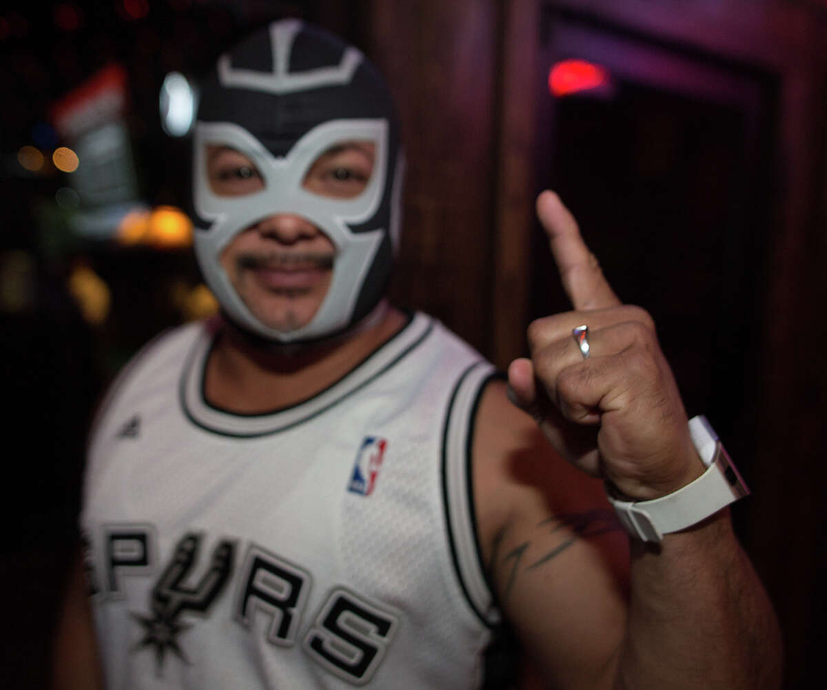 San Antonio Spurs fans cheered on the Silver & Black at Little Woodrow’s during the Western Conference Semifinals vs. the Oklahoma City Thunder, May 12, 2016.